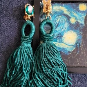 Oscar de la Renta tassel silk gold tone swarovski crystal clip earrings